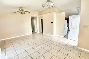 2414 Harbor Town Dr, Kissimmee, FL 34744 - Photo 10