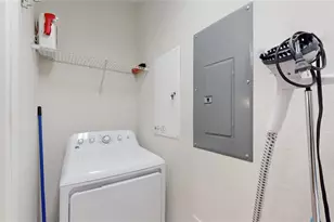 228 Captiva Dr, Davenport, FL 33896 - Photo 14