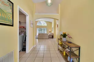 577 Eagle Pointe S, Kissimmee, FL 34746 - Photo 4