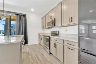 1003 Sugarwood St, Davenport, FL 33837 - Photo 8