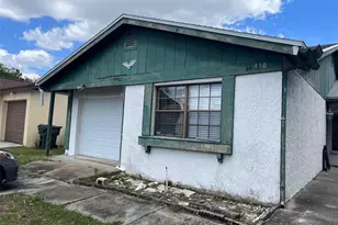 930 Buttercup Dr, Lakeland, FL 33801 - Photo 2