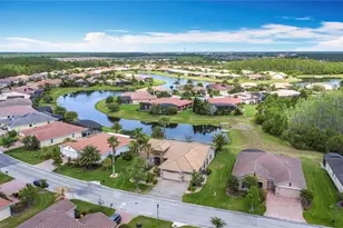 772 San Raphael St, Kissimmee, FL 34759 - Photo 4