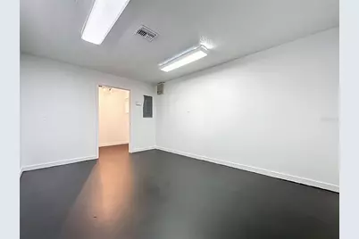 2017 W Main Street, Leesburg, FL 34748 - Photo 8