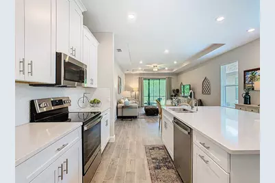 1029 Umbria Dr, Poinciana, FL 34759 - Photo 6