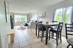 415 N Halifax Ave, Daytona Beach, FL 32118 - Photo 2