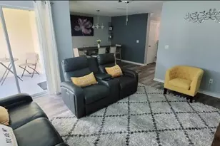 2729 Club Cortile Cir, Kissimmee, FL 34746 - Photo 12