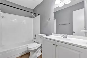 2864 N Powers Dr, Orlando, FL 32818 - Photo 32