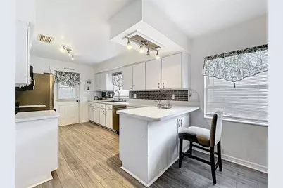 320 S Seminole Avenue, Lake Alfred, FL 33850 - Photo 10