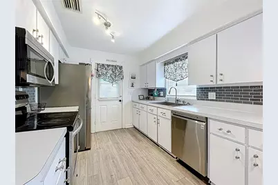 320 S Seminole Avenue, Lake Alfred, FL 33850 - Photo 8