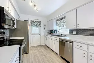 320 S Seminole Ave, Lake Alfred, FL 33850 - Photo 8