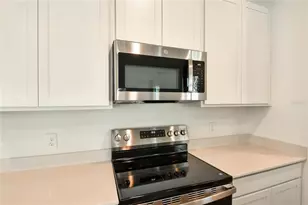 738 Lake Dell Ave, Dundee, FL 33838 - Photo 4