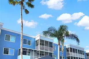 2700 Coconut Bay Ln, Sarasota, FL 34237 - Photo 1