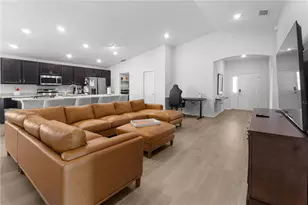 1524 Fleur Dr, Davenport, FL 33837 - Photo 4