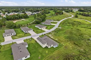 9226 Players Dr, Weeki Wachee, FL 34613 - Photo 32