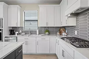 6288 Winding Pne Dr, Nokomis, FL 34275 - Photo 10