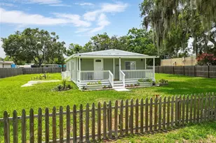 1614 Shepherd Ln, Intercession City, FL 33848 - Photo 2