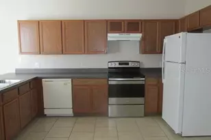 1923 Myakka Ct, Kissimmee, FL 34759 - Photo 4