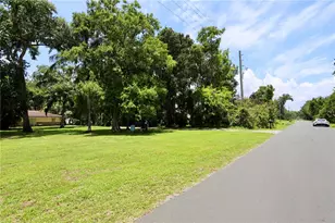 860 Oak Shore Dr, Saint Cloud, FL 34771 - Photo 8