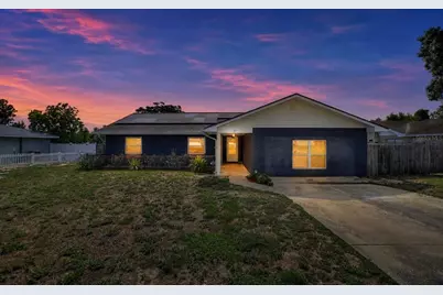 31 Lake Link Circle SE, Winter Haven, FL 33884 - Photo 1