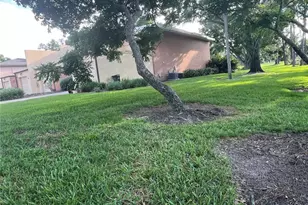 416 Howard Ave, Lakeland, FL 33815 - Photo 10