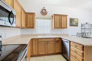 572 Sienna Dr, Poinciana, FL 34759 - Photo 8