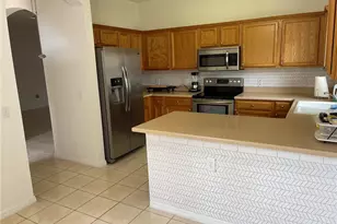 572 Sienna Dr, Poinciana, FL 34759 - Photo 6