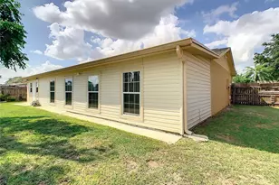 624 Royal Palm Dr, Kissimmee, FL 34743 - Photo 36