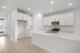 9127 Players Dr, Weeki Wachee, FL 34613 - Photo 10