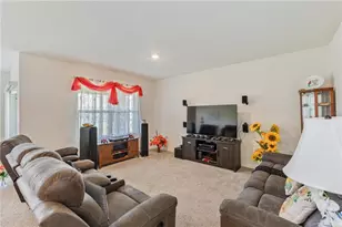 1102 Tupelo Trl, Haines City, FL 33844 - Photo 4