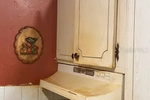 4339 Solomon Dr, Orlando, FL 32811 - Photo 8