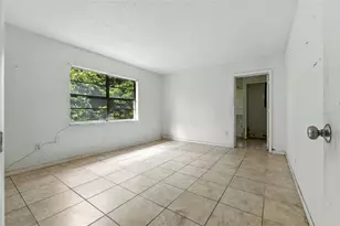 3252 Golfview Rd, Sebring, FL 33875 - Photo 10