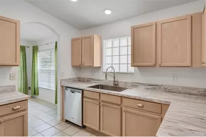 307 Balmoral Court, Davenport, FL 33896 - Photo 10