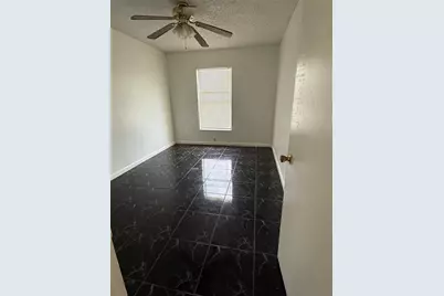 925 Derbyshire Drive, Kissimmee, FL 34758 - Photo 14