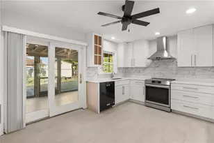 262 Citrus Dr, Kissimmee, FL 34743 - Photo 8