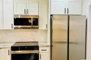 801 Leeward Way, Palm Harbor, FL 34685 - Photo 14