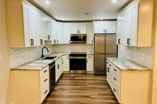 801 Leeward Way, Palm Harbor, FL 34685 - Photo 12