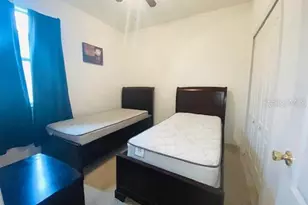 1047 Tourmaline Dr, Kissimmee, FL 34746 - Photo 6