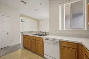 2050 Island Walk Dr, Orlando, FL 32824 - Photo 8