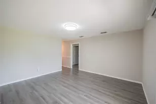 748 Mink Ct, Poinciana, FL 34759 - Photo 20