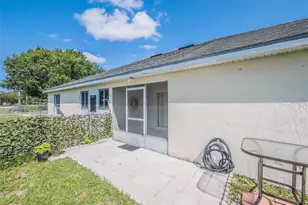 748 Mink Ct, Poinciana, FL 34759 - Photo 28