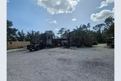 21910 Taylor Drive, Bradenton, FL 34211 - Photo 4