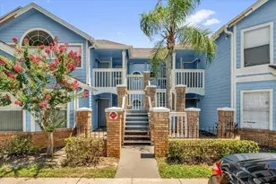 2737 N Poinciana Blvd, Kissimmee, FL 34746 - Photo 1