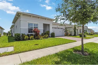 2621 Redblush Terrace, Saint Cloud, FL 34772 - Photo 4