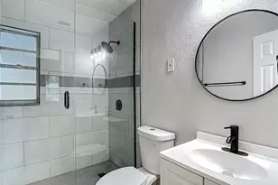 4202 W Bay Vista Ave, Tampa, FL 33611 - Photo 36