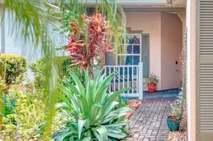 142 Largo Dr, Poinciana, FL 34759 - Photo 4