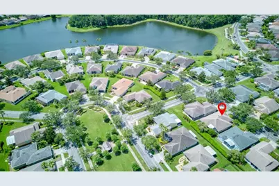 142 Largo Dr, Poinciana, FL 34759 - Photo 38