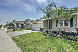 1870 Clear Sky Dr, Kissimmee, FL 34744 - Photo 2