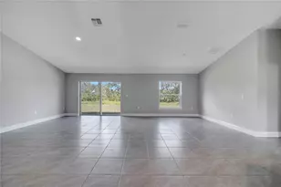 33 Peterlee Ct, Kissimmee, FL 34758 - Photo 4