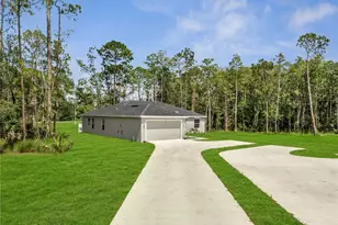 33 Peterlee Ct, Kissimmee, FL 34758 - Photo 2