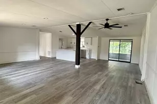 110 Sandpine Ct, Saint Cloud, FL 34771 - Photo 4